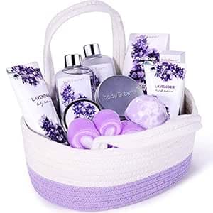 BODY & EARTH Geschenkset für Frauen - 11 tlg. Badeset Geschenke mit Lavendel Duf